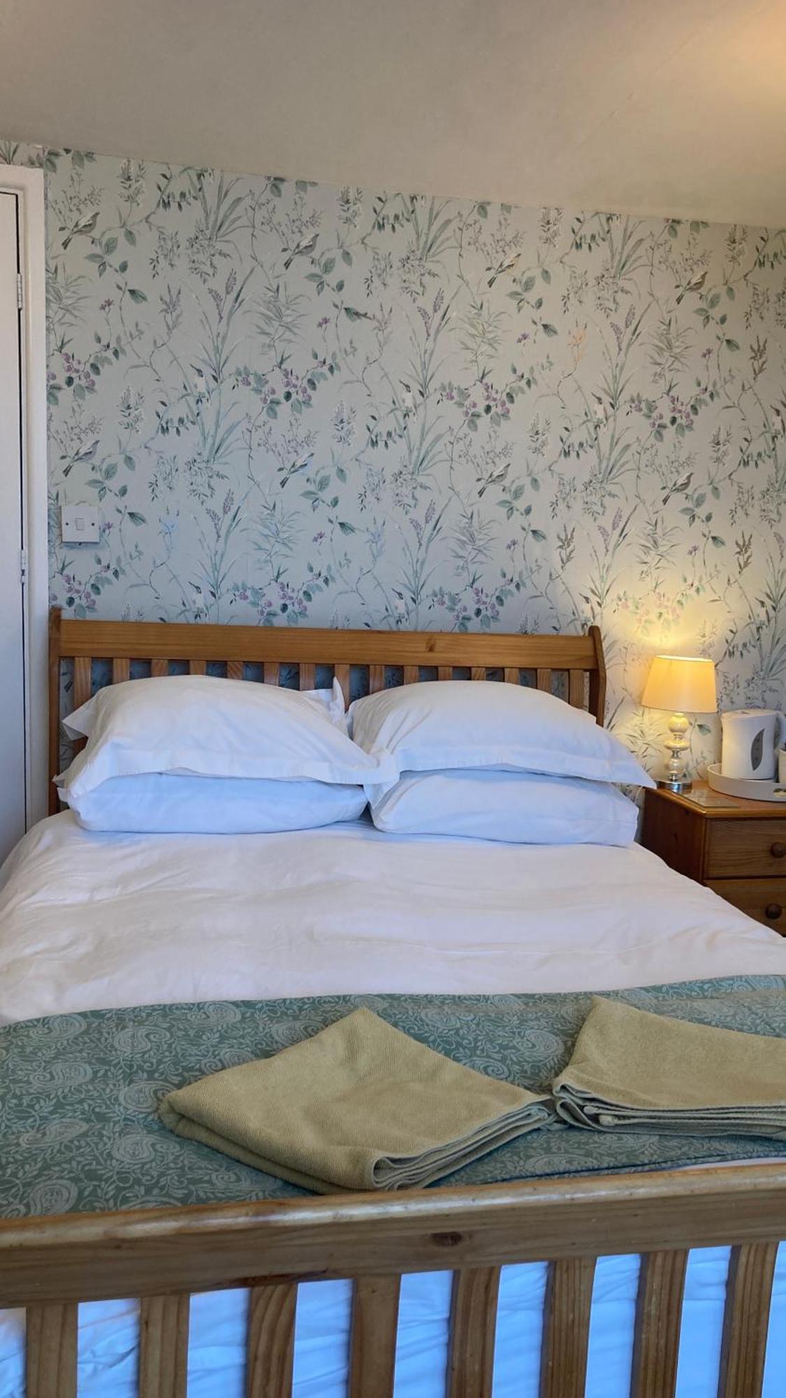Whitecliff Guest House Уэймут Экстерьер фото